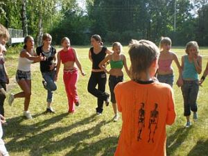 X fb825600m.jpg